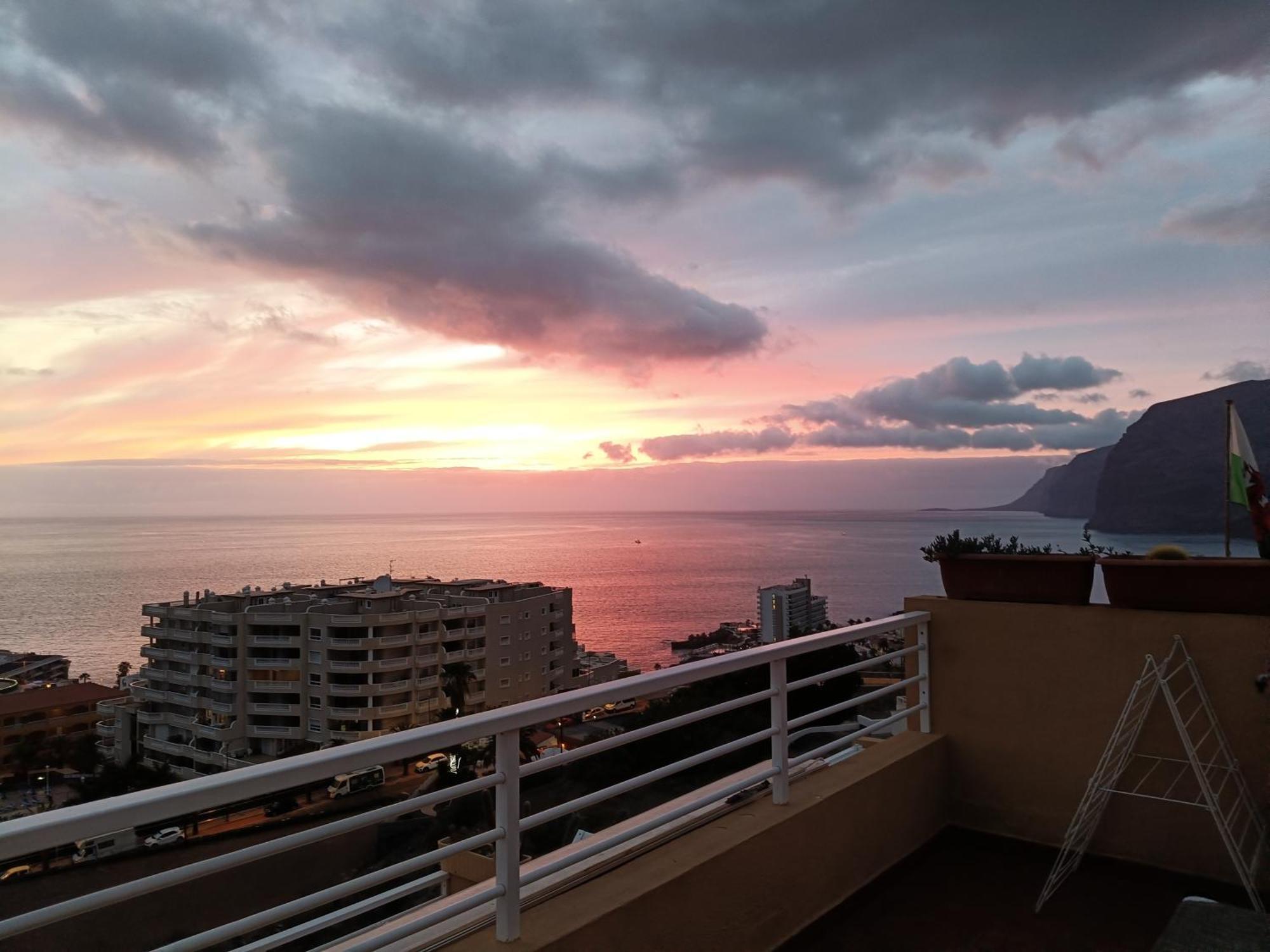 Panomaric Sea View - Sol Apartment Пуерто де Сантяго Екстериор снимка